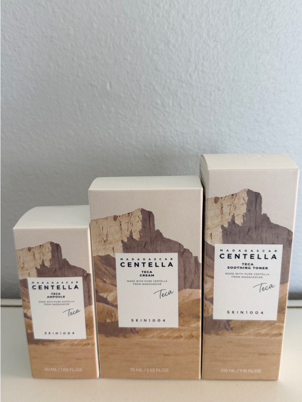 (Set) SKIN1004 Set Madagascar Centella + Free two lip oils